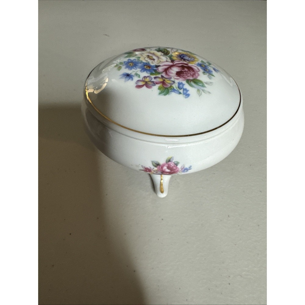 Vtg Crown West Footed‎ Trinket Box White Porcelain Floral Design Lined Japan